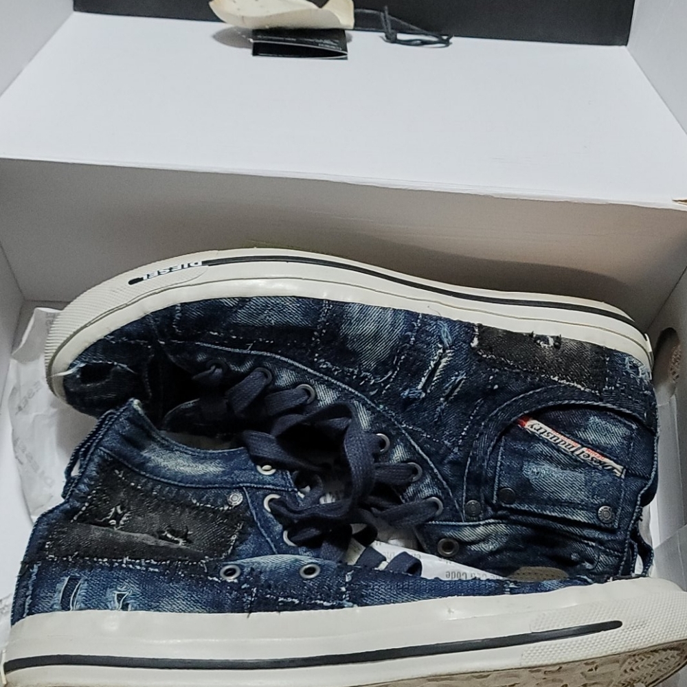 Diesel excellent condition size 10